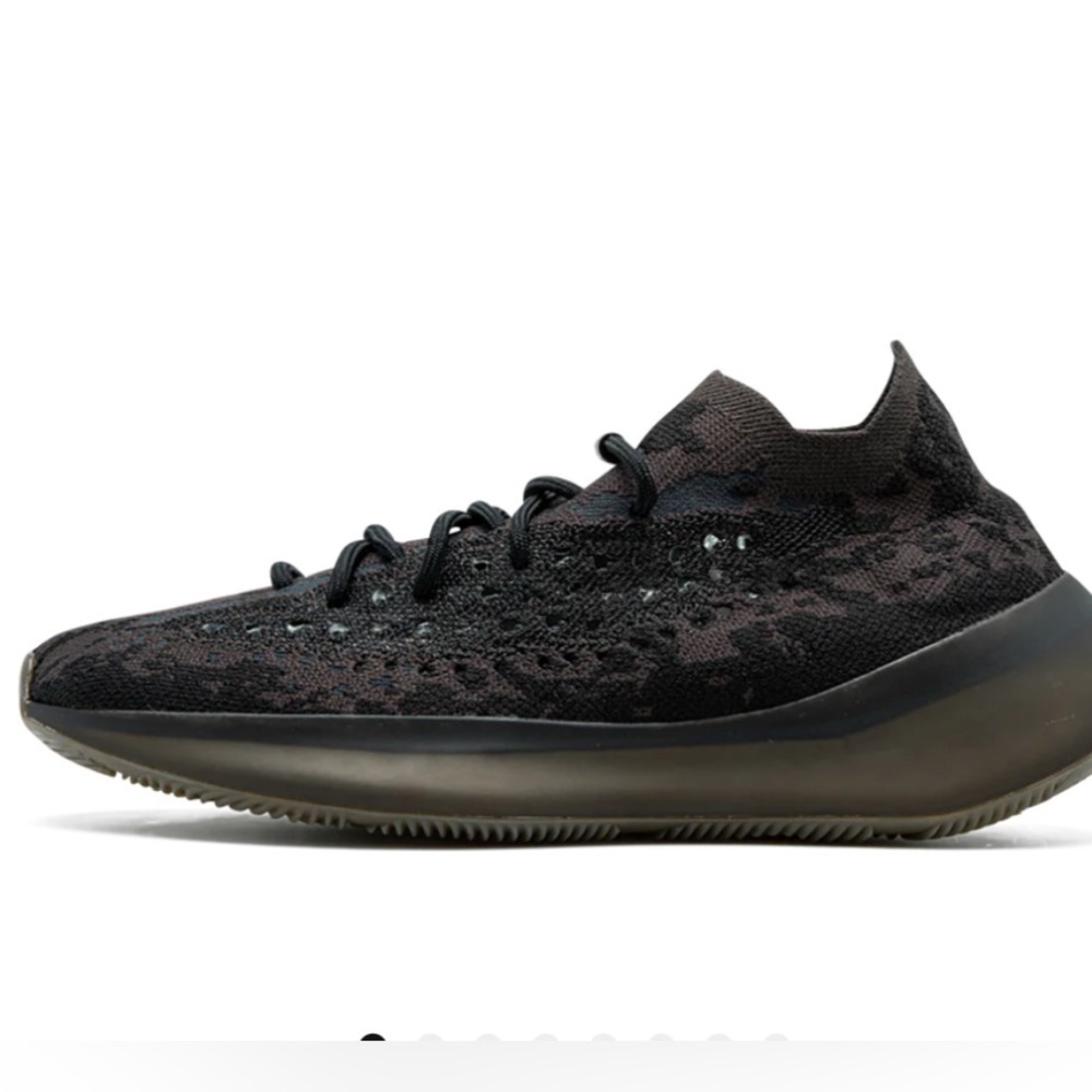 New Adidas Yeezy Boost 380 “Onyx” 9.5